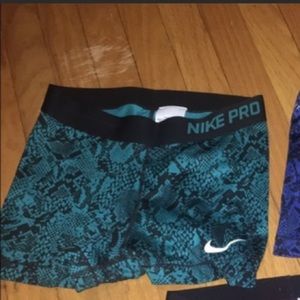 Nike pro spandex bundle of two